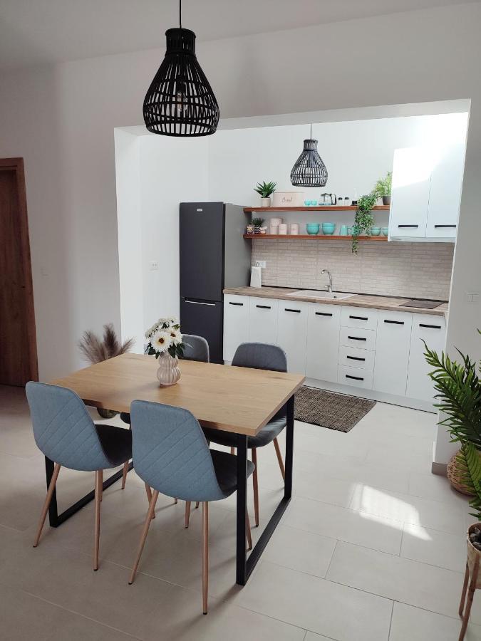 Ferienwohnung Kalokairini Avra Archangelos  Exterior foto